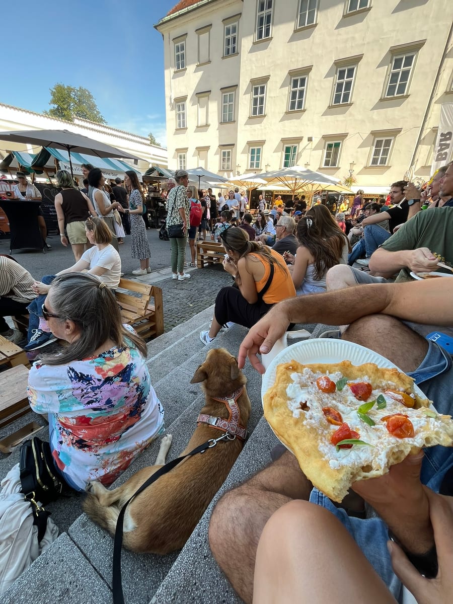 Spezialitäten auf dem Markt probieren